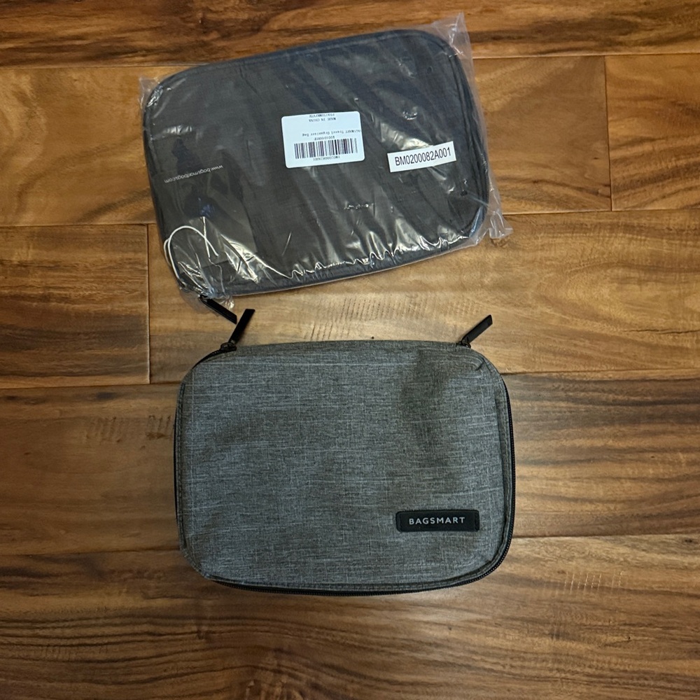 BAGSMART Gray Travel Organizer
Brand New